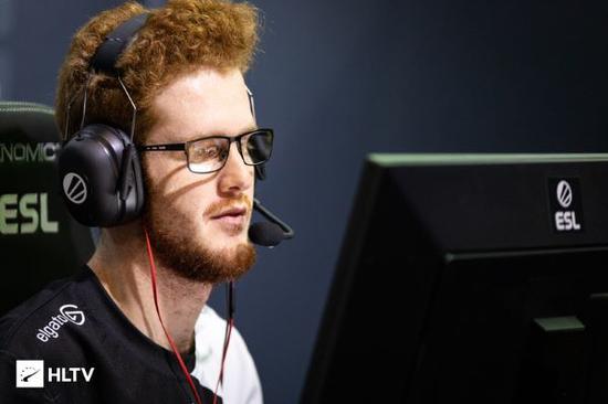 KPL赛场谁是野王 花海小胖与钟意的巅峰之战